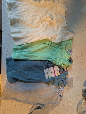 Lot: Girls Ribbed Ruffle Sleeve Tops Size 2T 24 Months